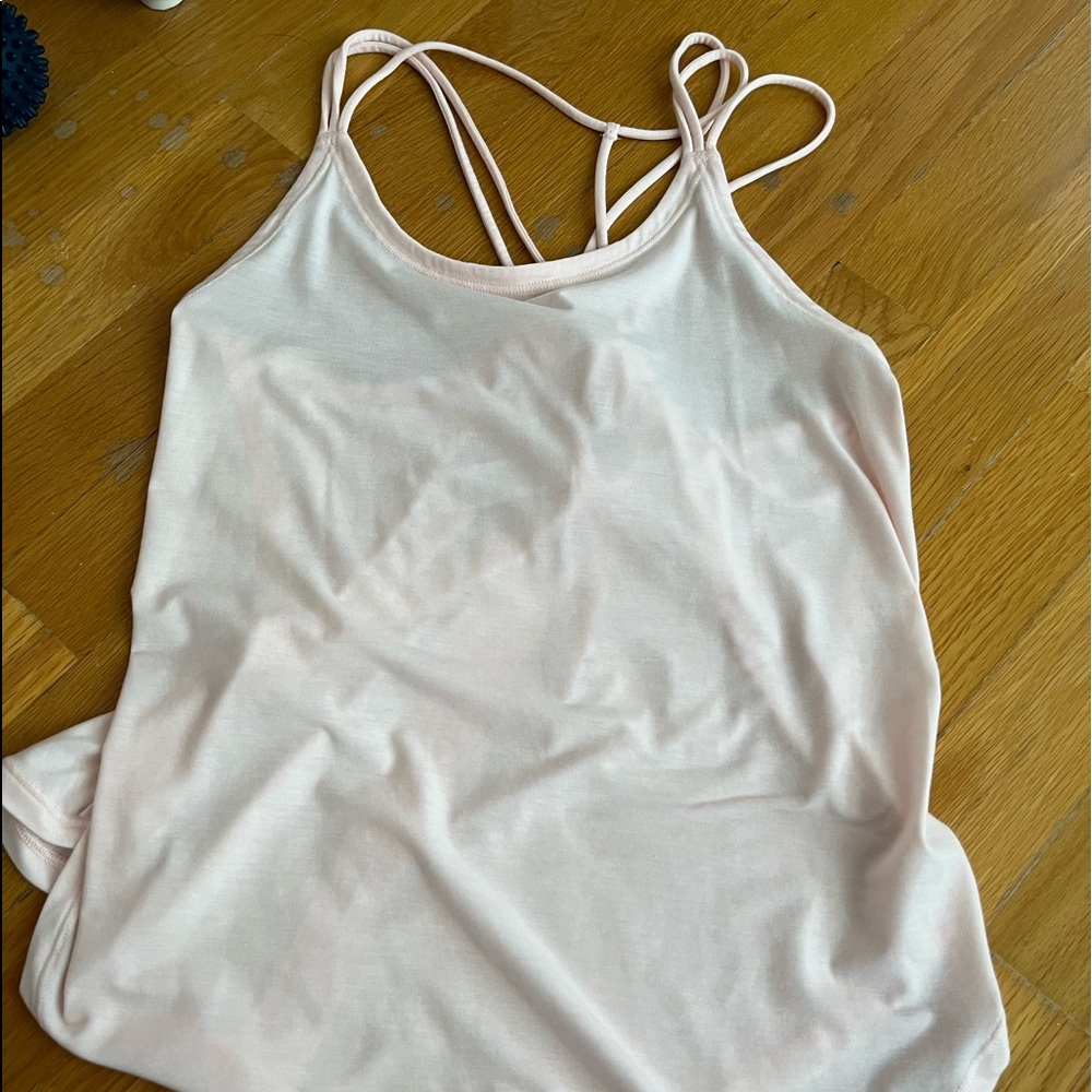 Girls Ivivva light pink tank top